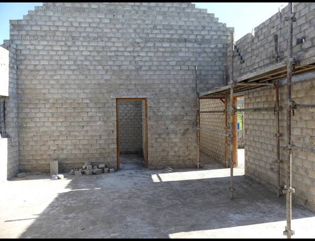 2 BEDROOM HOUSE FOR SALE IN SANDY POINT